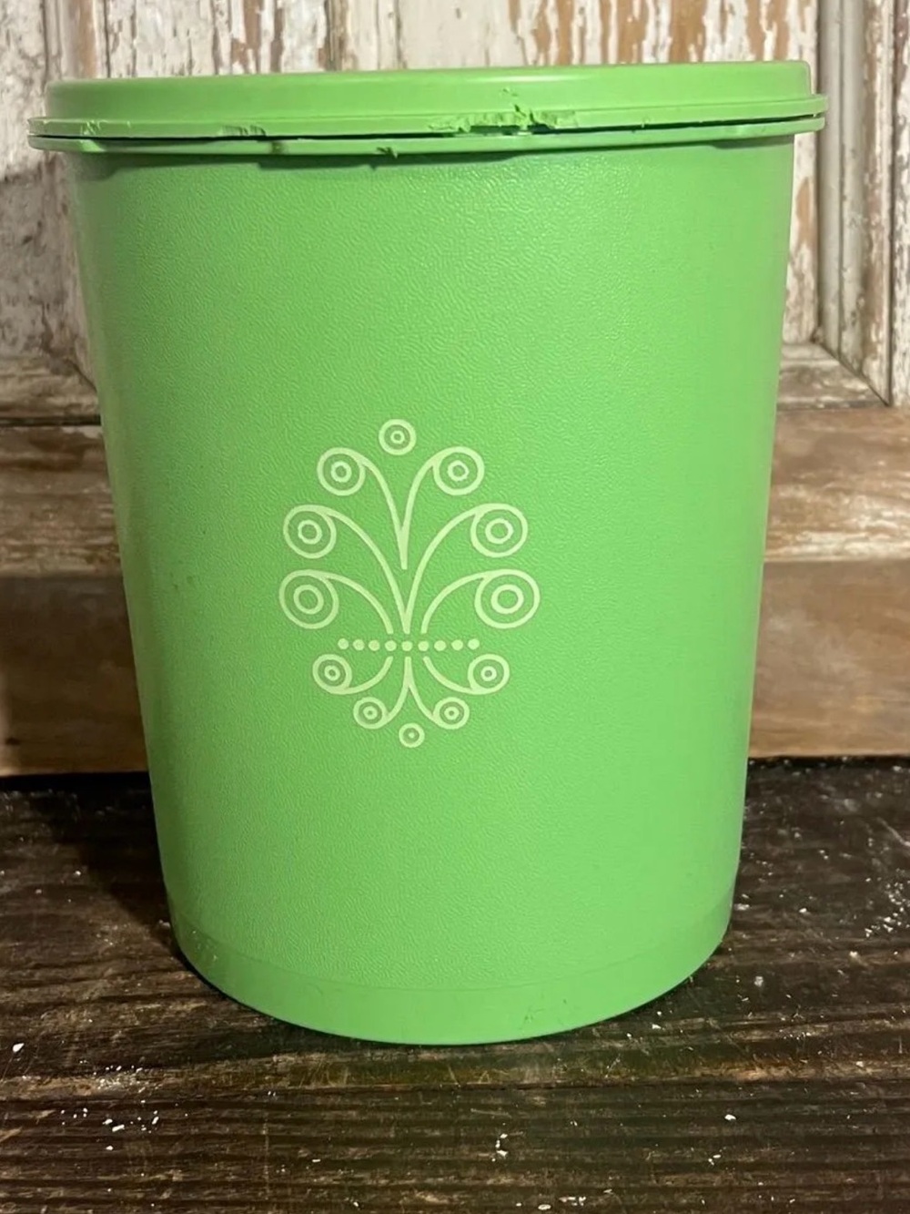Tupperware Green Storage Canister with White Decorative Motif